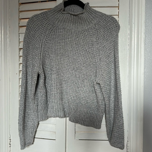 American Eagle Sweater - Picture 1 of 3